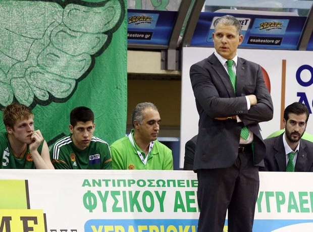 Προχωράει με Μανωλόπουλο