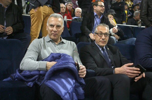 Ενημέρωση του Άρη στον Γκάλη