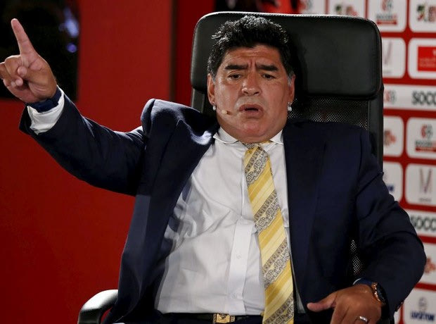 Μαραντόνα: “Να πάει σπίτι του ο Πλατινί”