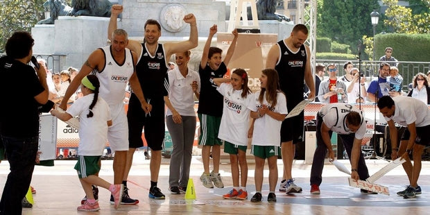 Η Fan Zone με τους αστέρες!