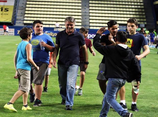 Χάβος: ”Τουλάχιστον έκτοι του χρόνου”