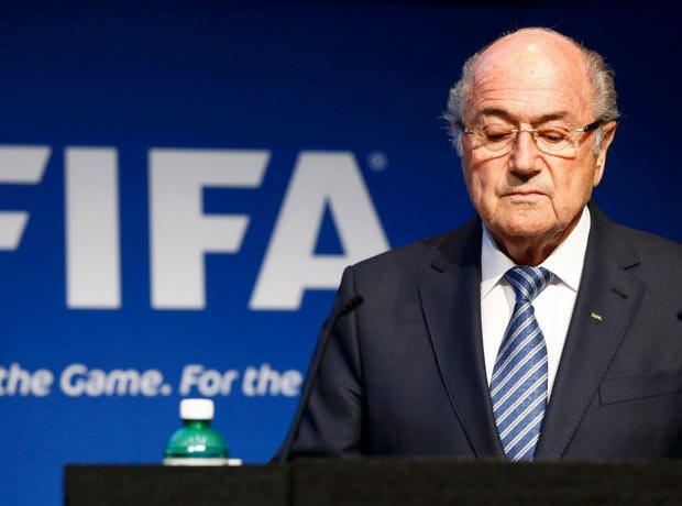 Μέχρι τον Δεκέμβριο στην προεδρία της FIFA o Μπλάτερ