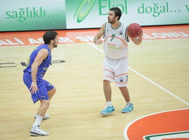 Ο Ετζ πήρε τη θέση του Αρσλάν