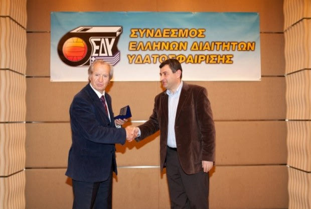 Απεβίωσε ο Λάκης Τσαντάς