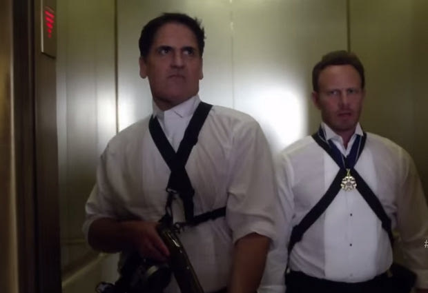 Πρωταγωνιστής στο Sharknado 3 ο Μαρκ Κιούμπαν!