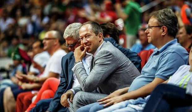 Η wild card θα κρίνει και το θέμα του κόουτς στη Λοκομοτίβ Κουμπάν