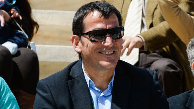 Παπατζήδες!