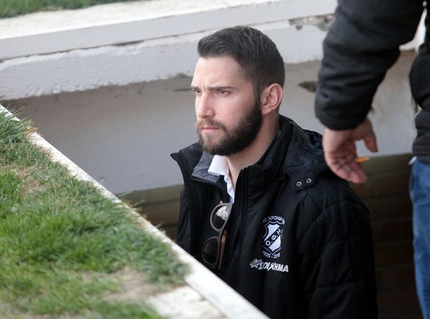 Έμεινε και ο Περογαμβράκης στον ΟΦΗ