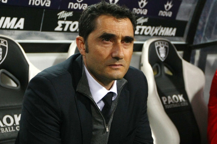 Ο Βαλβέρδε στέλνει απαντήσεις για Αμπντούν και περιμένει τον Καζίμ