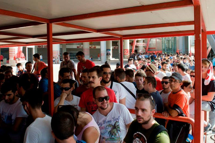 Τεράστιες ουρές για τα εισιτήρια της πρεμιέρας με την Μπάγερν