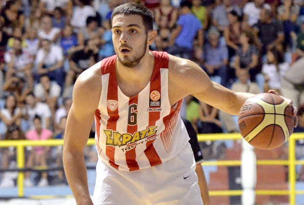 Ο Παπαπέτρου στο Sport24.gr: “Νιώθω πιο δυνατός από ποτέ”