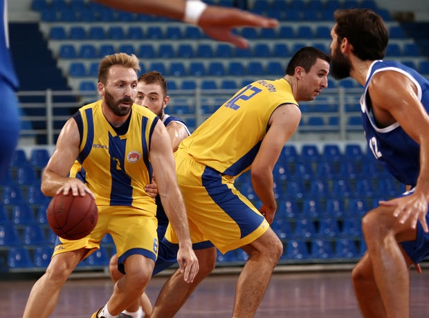 Φάρος Κερατσινίου και Ηρακλής έκαναν την έκπληξη στο Κύπελλο