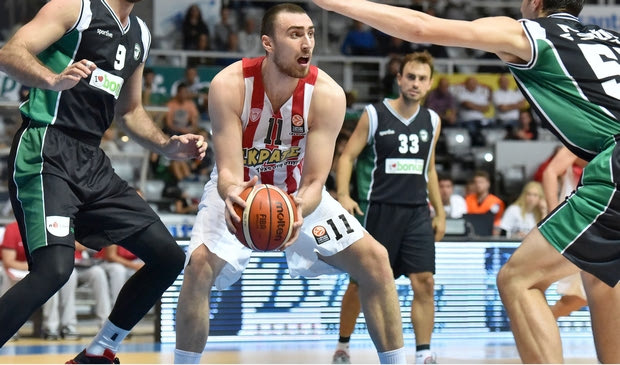 Νίκησε Νταρουσάφακα, κέρδισε τον Μιλουτίνοφ