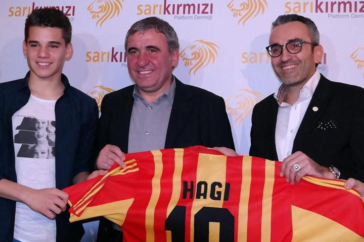 Χάτζι: “Ο γιος μου είναι καλύτερος από μένα”