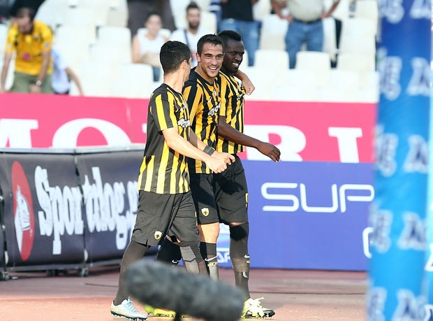 Με Κρισάντους η ΑΕΚ, 1-0 τον Ατρόμητο
