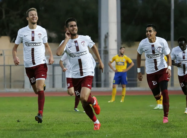 Χαλαρά στην Ελευσίνα η ΑΕΛ, 4-1 τον Πανελευσινιακό