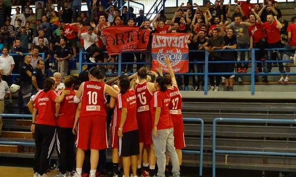 Σαρωτικός ο Ολυμπιακός στην πρεμιέρα του