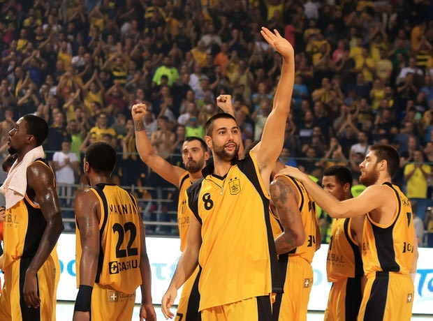Έτσι γιόρτασαν την πρόκριση στον Άρη