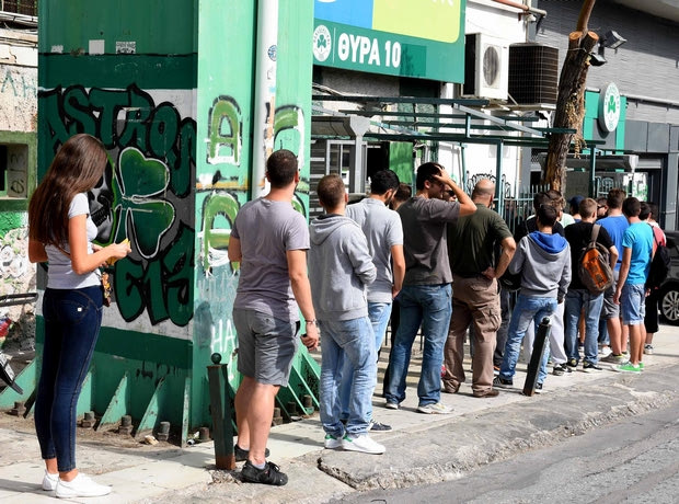 Εξαντλούνται τα εισιτήρια του ντέρμπι με τον Ολυμπιακό
