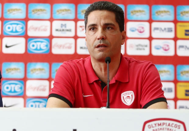 Σφαιρόπουλος: “Μας λείπουν αυτοματισμοί και ομοιογένεια”
