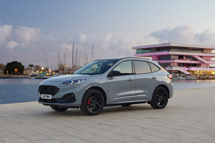 Ford Kuga Graphite Tech Edition: Νέα έκδοση με αποκλειστική σχεδίαση και προηγμένα συστήματα οδήγησης