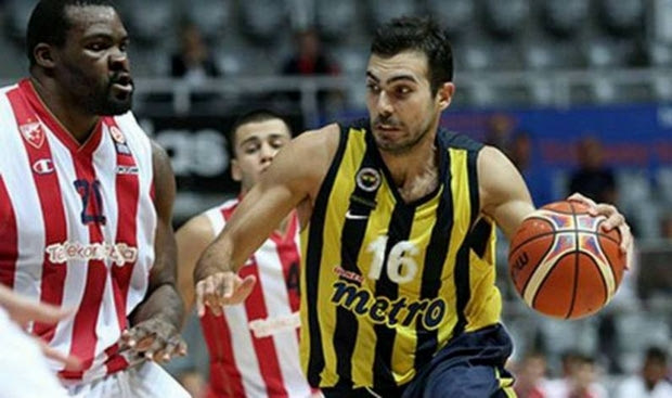 Σλούκας: “Οι αντιδράσεις των φιλάθλων του Ολυμπιακού είναι λογικές”
