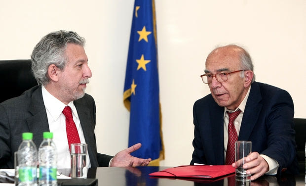 Χοντραίνει η κόντρα Παπαλάκη – Κοντονή