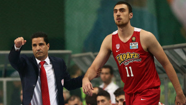 Μίτροβιτς: “Πρόεδρος ο Μιλουτίνοφ; Δεν θα εκπλαγώ!”