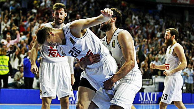 Κάρολ for threeee & TOP-10!