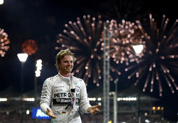Αυλαία με νίκη Rosberg