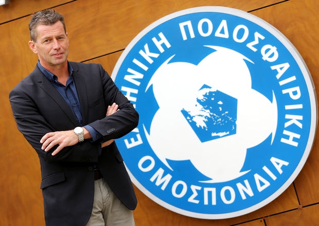 Σκίμπε: “Έχω την εμπειρία να οδηγήσω την Εθνική στο Μουντιάλ”