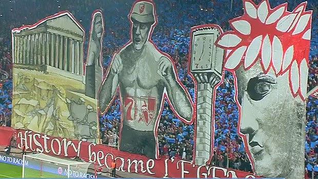 Το “ερυθρόλευκο” coreo στο Ολυμπιακός – Ντίναμο