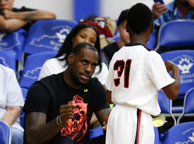 Ο Lebron James Jr. απαρνείται τον… πατέρα του!