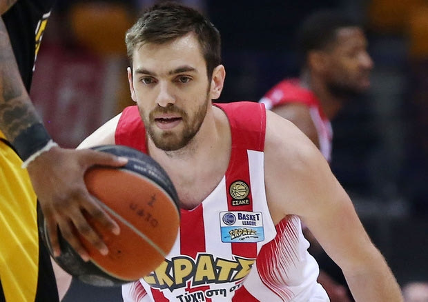 Μάντζαρης: “Καλοί αμυντικά για τρία δεκάλεπτα”