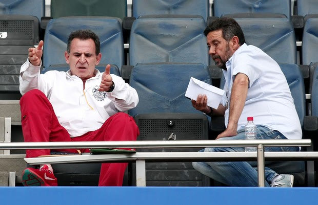 Πανόπουλος: “Τέσσερις κατηγορίες να πέσουμε, ο Λουτσέσκου δεν φεύγει”