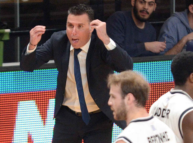 Μέξας: “Με ικανοποιεί ότι νικήσαμε μέσα από την άμυνα”