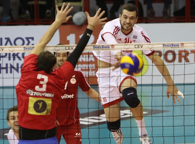 Κυρίαρχος ο Ολυμπιακός, νίκησε 3-0 τον Φοίνικα