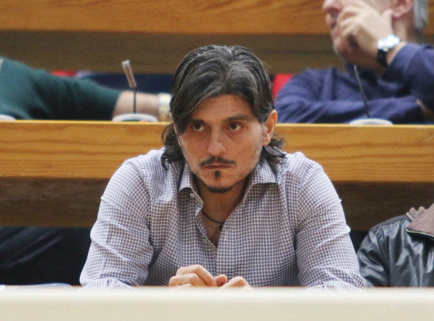 Η μπάλα στα χέρια του Δ. Γιαννακόπουλου