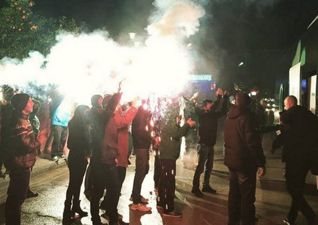 Υποδοχή και συνθήματα κατά Κοντονή στη Λιβαδειά