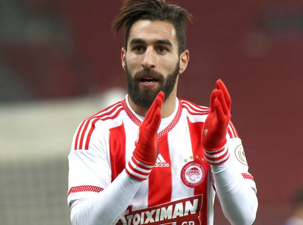 “Βλέπει” τελικό Europa League ο Ντουρμάζ