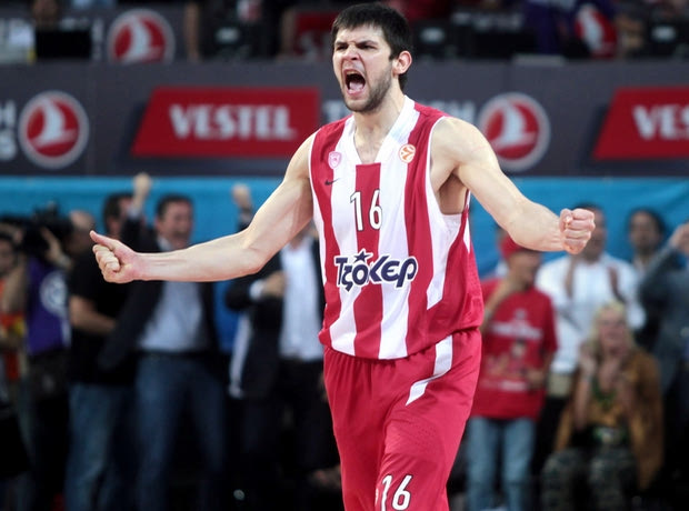 Ο Παπανικολάου οριστικά στον Ολυμπιακό!