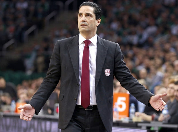 Σφαιρόπουλος: “Πρέπει να συζητήσουμε με τους παίκτες”