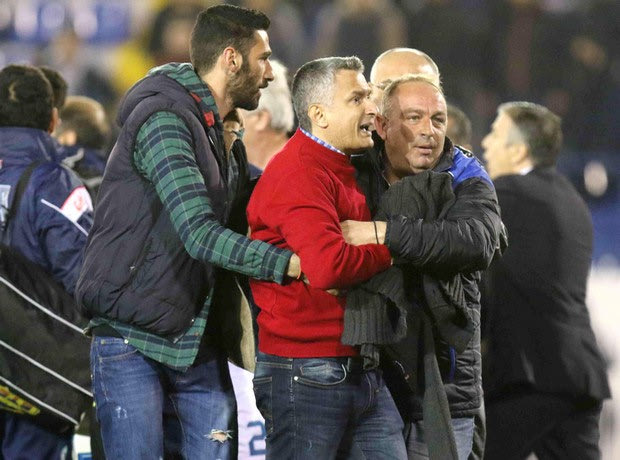 Σπανός: “Με τον ηλίθιο δεν παίζεις ποτέ”