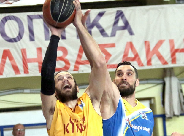 Και τώρα φτιάχνει σερί