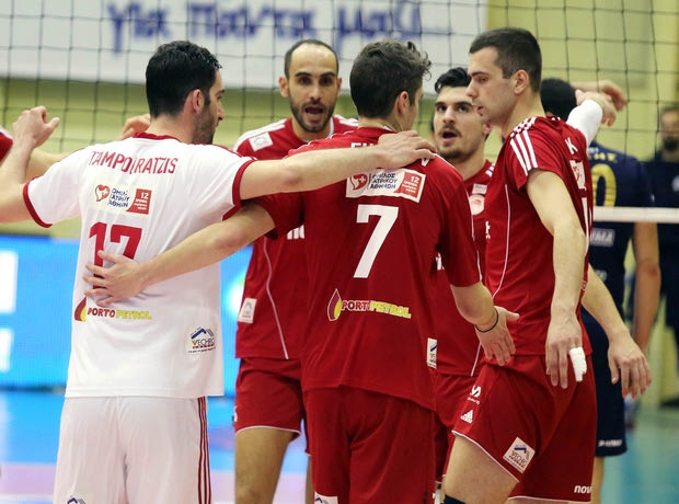 Στον τελικό του Λιγκ Καπ ο Ολυμπιακός, 3-0 σετ τον Ηρακλή