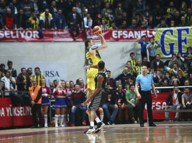 Μπογκντάνοβιτς for three και κύπελλο η Φενέρμπαχτσε!