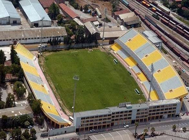 Γκρεμίστηκε το γήπεδο του Πανιωνίου στη Σμύρνη