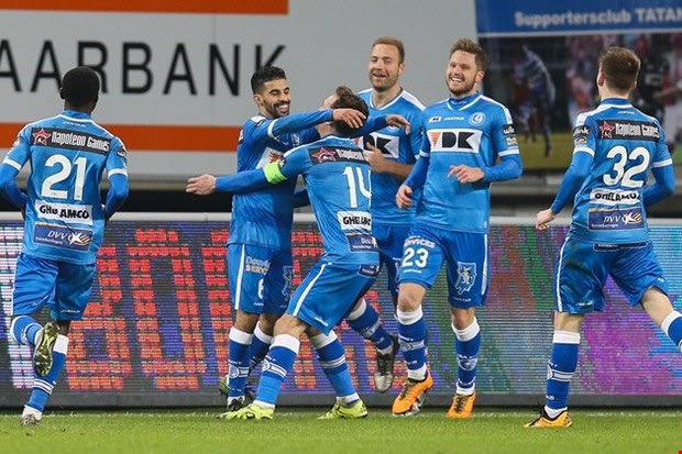 “Χτύπησε” στο φινάλε η Γάνδη, 2-0 τη Μουσκρόν