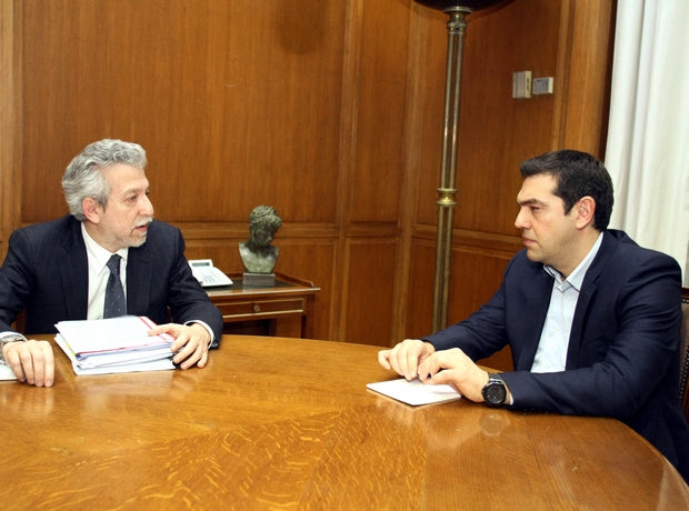 Νέο μέτωπο Πολιτείας με τις Ομοσπονδίες