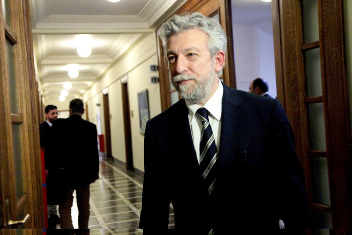 Κοντονής: “Ελάτε την Τρίτη”